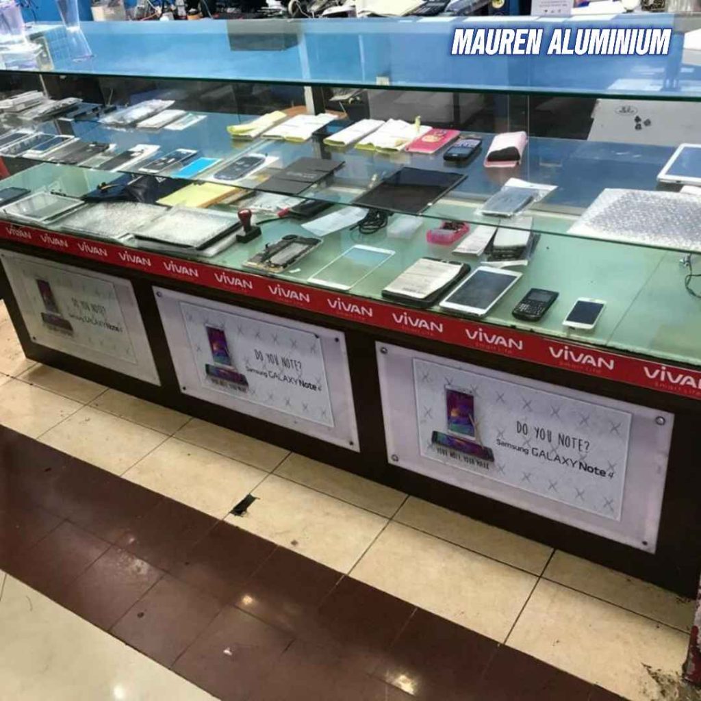 Layanan Pembuatan Etalase Display Handphone Custom