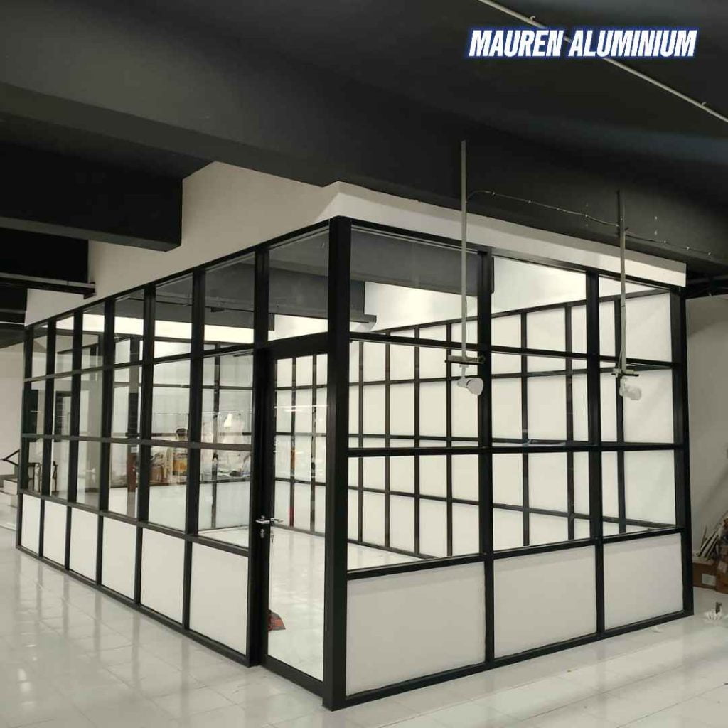 Tempat Pasang Partisi Kaca Aluminium Terpercaya di Bekasi