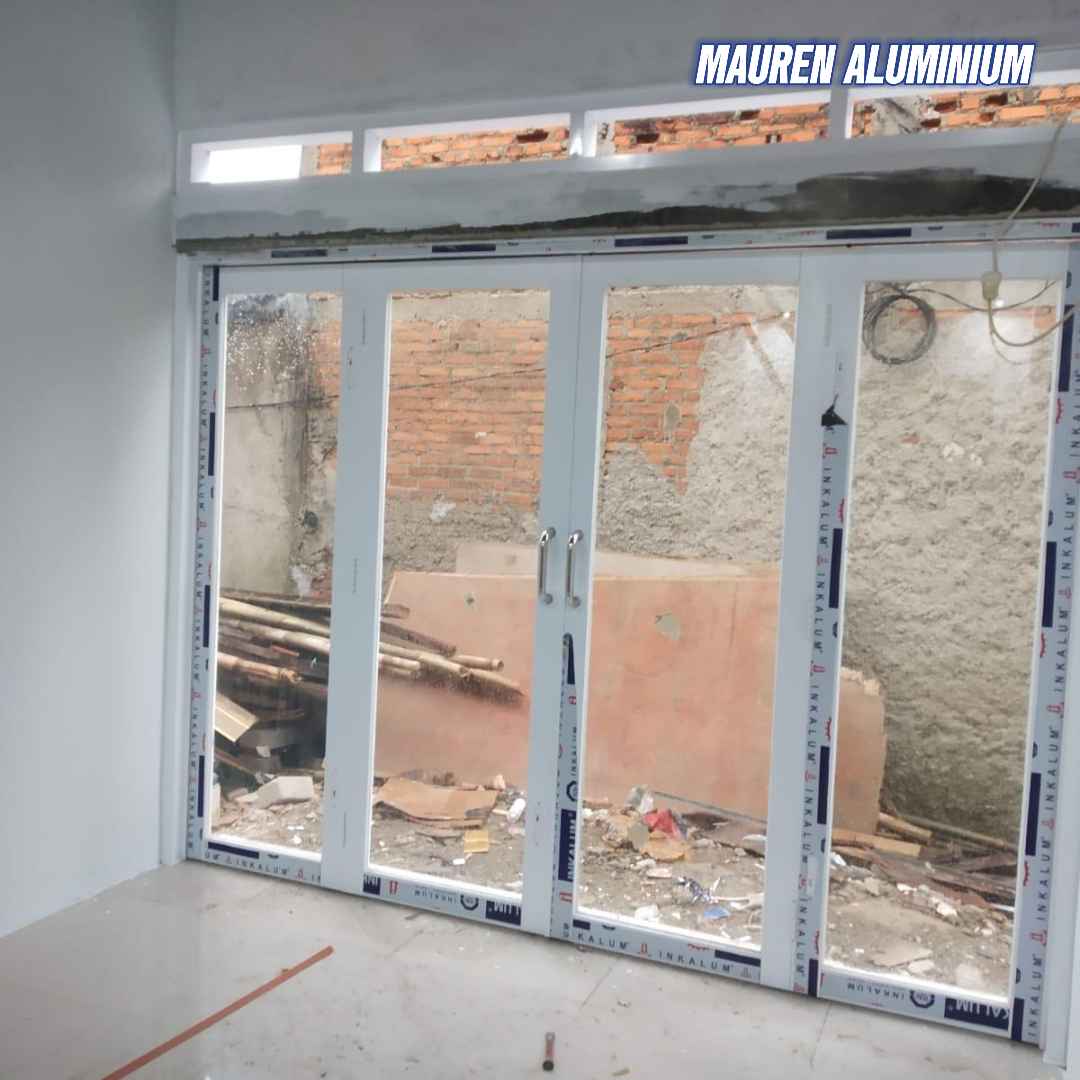 Toko Kusen Aluminium dengan Pemasangan di Bekasi Timur Toko Kusen Aluminium dengan Pemasangan di Bekasi Timur
