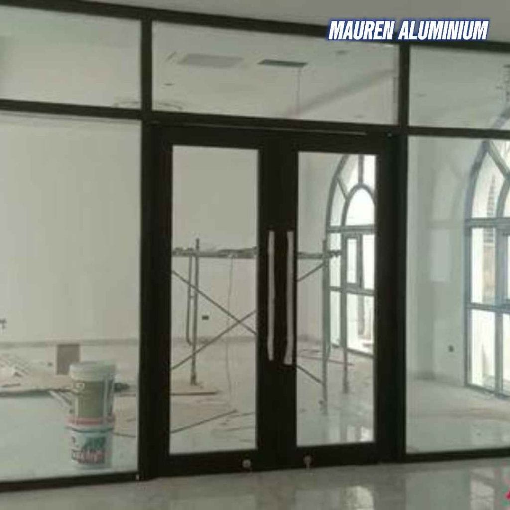 Jasa Tukang Pintu Kaca Ruko Minimalis di Bekasi Kota Termurah