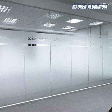 Jasa Tukang Kaca Terdekat dengan Harga Kompetitif di Bekasi