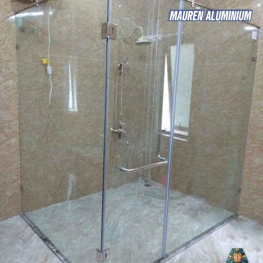 Tukang Kaca Custom untuk Rumah dan Toko di Rawamangun, Jakarta Timur