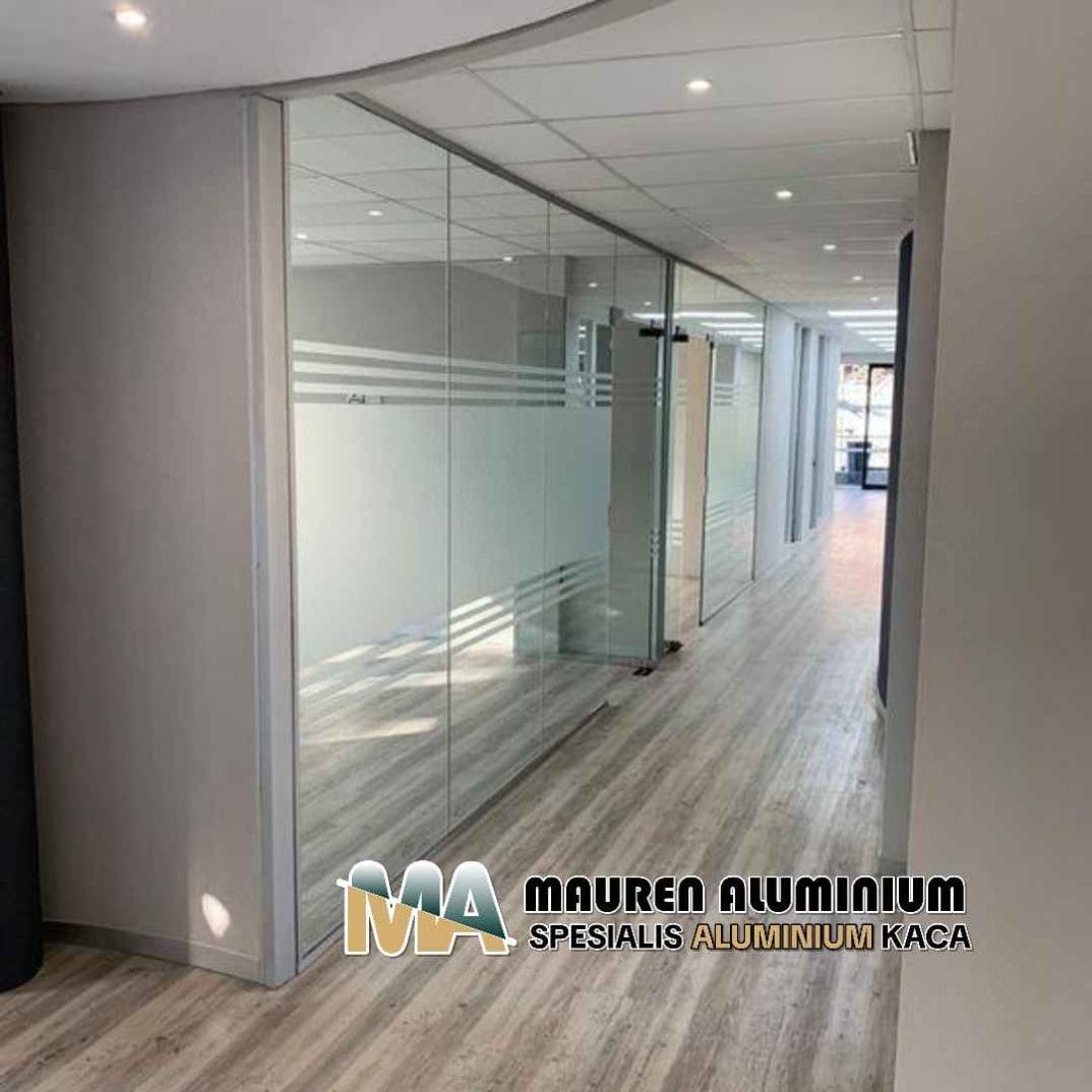 Jasa Pemasangan Kaca Tempered di Margahayu, Bekasi Timur