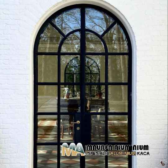 Jasa kusen aluminium lengkung Bekasi: Solusi fasad rumah mewah modern