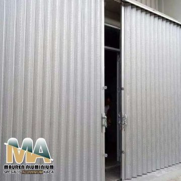 Jasa folding gate aluminium putih gratis survei