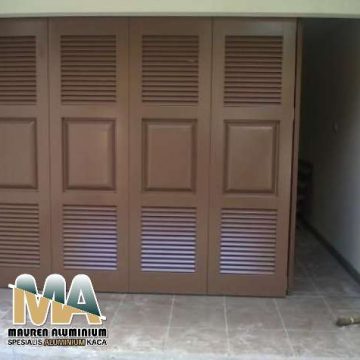Spesialis pintu garasi aluminium lipat harga pabrik