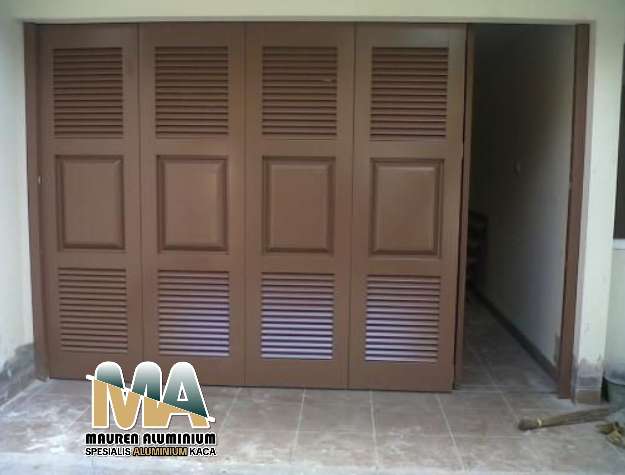 Spesialis pintu garasi aluminium lipat harga pabrik