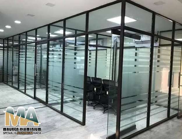 Jasa pembuat partisi kaca aluminium Jakarta kantor Pasang Cepat